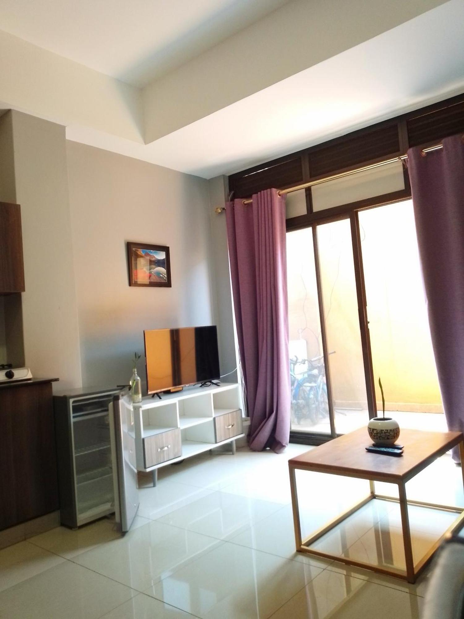 Eika Suites At Acacia カンパラ エクステリア 写真